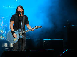 Deník n a a2larm přinesly svědectví dívek, které poslance viní z toho, že je v. Foo Fighters Hrali V O2 Arene Dve A Pul Hodiny Dave Grohl Malem Zapomnel Na Svou Nejlepsi Pisen Music Now Aktuality