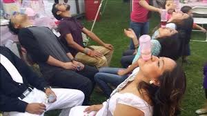 Post de algunos juegos para realizar en un babyshower! Ideas Y Juegos Para Organizar Un Baby Shower Youtube