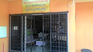 Nov 16, 2015 · aplikasi model kesedaran peribadi dalam bilik darjah • sesuai digunakan dalam beberapa jenis situasi bermasalah seperti personal, sosial dan akademik. Bilik Bimbingan Kaunseling Pusat Sumber Sk Pinang Tunggal Sg Petani Kedah