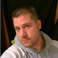 Everett Medley's Instagram, Twitter & Facebook