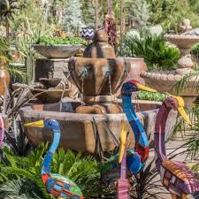This standalone shrub offers white, purple, or red blooms that can last for 120 days. Tree And Plant Nursery Landscape Design And Installation Desert Horizon Nursery