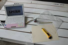 Pochoirs avec des lettres : Fabriquer Ses Propres Pochoirs C Est Ma Deco Eco