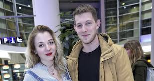 Informace, recenze, hodnocení, ankety, diskuse, blogy, odkazy, přehledy v dynamickém balení. A Je To Venku Anicka Slovackova Ma Noveho Kluka Vymenila Ho Za Exotickeho Dominikance Blesk Cz