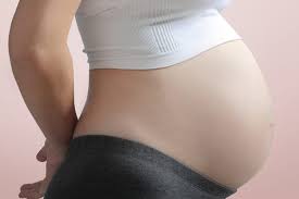 Les hémorroïdes, internes ou externes et la fissure anale qui les complique. 9eme Mois De Grossesse Enceinte De 9 Mois Bientot Bebe Dans Vos Bras