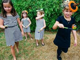 Ghoulishly great halloween games for pumpkin heads of all ages. Halloween Games And Activities For A Children S Party Diy