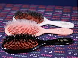 It was only about a year after that when i was desperately trying to think of a nice gift for my sister in law (hubby's sister), who had so kindly given me a clarisonic as a gift, that i suddenly remembered this name and decided to google it. Mason Pearson Brush Review It Is Really Worth 175