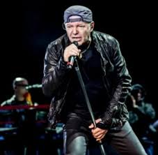 We did not find results for: Vasco Rossi The King Home Facebook