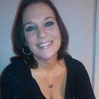 Anne Arneson's Instagram, Twitter & Facebook