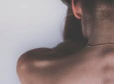Before hearing anything about bridget's anorexia hair loss, we only knew the model for what seemed like her perfect life. Guardian Writer Reveals Struggles With Anorexia Related Hair Loss