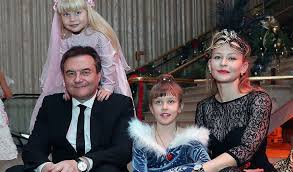 Yuliya Peresild Pokazala Podrosshih Detej Alekseya Uchitelya 31 10 2019 Zvezdy Shou Biznes