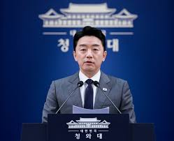 강훈식