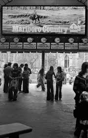 Hung Up On Retro Melbourne In The 1970 S Melbourne Melbourne Victoria Victoria Australia