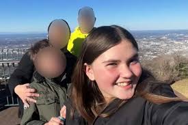 Girl, 11, Who Died in Georgia House Fire Went Back for Her Dog, Family  Says: 'It's Heartbreaking'