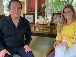 La comediante karla luna, conocida por su personaje en las lavanderas, falleció la noche de este jueves a los 37 años luego de una larga lucha contra el cáncer. Karla Panini Habla Por Primera Vez De La Traicion A Karla Luna Y La Polemica Detras De Las Lavanderas Actitudfem