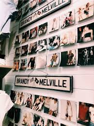Scegli la consegna gratis per riparmiare di più. Brandymelville Vsco Lifestyle Brandyclothes Style Photographs Poloroids Cute Aesthetic Vscofil Photo Wall Collage Aesthetic Pictures Brandy Melville