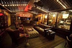 New York City S Luxury Tobacconist Cigar Lounge Luxury Leisure Man Cave Design
