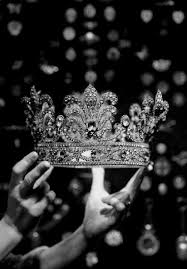 Black And White Crown 54 Ideas Photography Love Black And White Life For 2019 Crown Aesthetic Black And White Love Photography