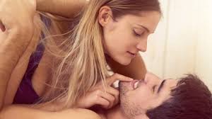 Im grunde sind äußerlichkeiten nämlich in dieser frage zweitrangig. Mann Verfuhren Ohne Beruhrungen Funf Sexy Tipps