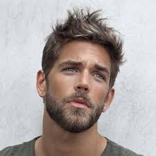 The height at the center is versatile and flatters most face shapes, especially men with round faces. Pin On Short Haircuts
