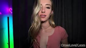 Teen With Braces Gets What She Wants - XNXX.COM