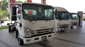 No.12, jalan tiang u8/91, taman perindustrian bukit jelutong, seksyen u8, 40150 shah alam, selangor, malaysia. Isuzu Malaysia Launches New Elf Trucks With Smoother Amt Gearbox Carsifu
