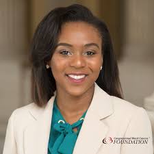 Today's #InternSpotlight features Ekaya Ellis! Ekaya is a second year  political science student from the sunshine state's capitol Tallahassee,  Florida. On campus she is a member of numerous organizations including the  Hatchett