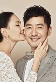 Hôn nhân 15 năm viên mãn của tài tử Quách Hiểu Đông bên bà xã diễn viên