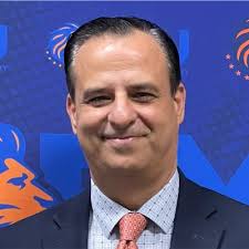 Team loyalty & tenure are very important to a successful business, and we  take our tenured peeps seriously at Quest Workspaces. Joining the ranks of  team members with 10 years or more