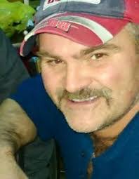 Gavin Mccue's Instagram, Twitter & Facebook