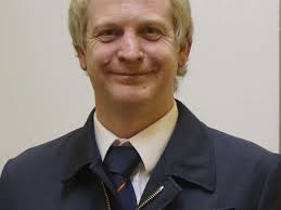 Zwei Ehrenzeichen in Silber verteilt