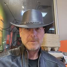 Albert Desjardins (@albert.desjardins.2025) • Facebook