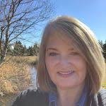 Sandy Aucoin's Instagram, Twitter & Facebook