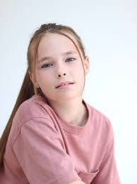 Marcie Quinn's Instagram, Twitter & Facebook