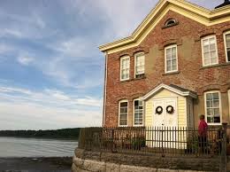 Mudflats In Esopus Creek Picture Of Lighthouse Saugerties