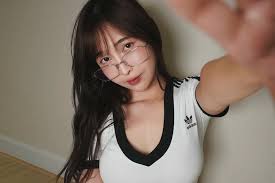 Thai OnlyFans star quits adult content, citing mental health effects -  Thailand News - Thailand News, Travel & Forum - ASEAN NOW