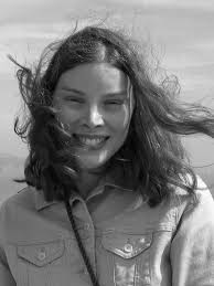 Sarah Malone's Instagram, Twitter & Facebook