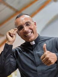 Bendecido día para todos 🙏 Gracias Dios, por este nuevo día que me regalas  . ￼Gracias por darme un nuevo día para disfrutar, vivir, respirar. Por  permitirme compartir y estar junto a