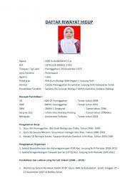 20 Contoh Cv Lamaran Kerja Yang Menarik Kreatif Cara Membuat Cv Sharingkali Com Riwayat Hidup Hidup Desain Resume