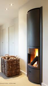 Stuv Concoit Et Produit Des Systemes De Chauffage Individuel Au Bois Poeles Foyers A Encastrer Cheminees A Poele A Bois Idees De Meubles Amenagement Maison