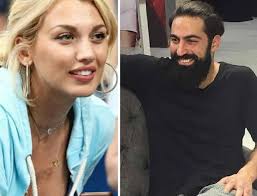 Απαντάει πρώτη φορά για την φημολογούμενη σχέση της με τον φίλιππο βαρβέρη. H Agnwsth Sxesh Toy Mixalh Seith Me Thn Spyropoyloy Oi Diakopes Kai H Fwtografia Poy Toys Prodwse News Youweekly