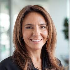 Tara Kulp's Instagram, Twitter & Facebook