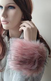 Faux Fur Cuffs Dusky Pink