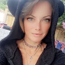 Someone sent this to me. And umm if this is Denise Clark Bradford posting  from her official IG then she is saying that Elbert Clark (Mattie Moss  Clark's husband) DID NOT physically