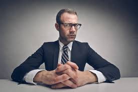 Dari kedua jenis surat ini mempunyai tujuan tersendiri dan tidak dapat digunakan di sembarang tempat. Klise Untuk Menulis Dalam Ujian Bahasa Inggris Menggunakan Frase Pengantar Dalam Bahasa Inggris