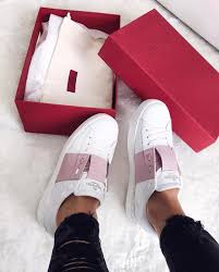 Zaiyeta On Instagram Classic Sneakers New Valentino Classic Sneakers Valentino Shoes Sneakers Sneakers