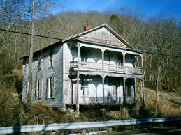 Levanna Oh Brown County An Abandoned House In Need Of Whitewash Facing The Ohio River At The Intersection O Abandoned Ohio Abandoned Houses Ghost Towns