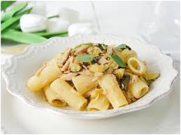 Pasta Con Zucchine Tonno E Limone Ricetta Pasta Con Zucchine Ricette Pasta