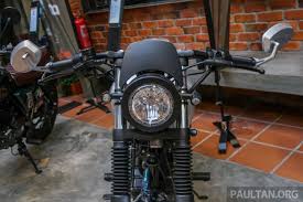 The bx150 is a classic motorcycle with a traditional design, it comes with 2 color options which are green or grey. Brixton Bx150 13 Paul Tan S Automotive News