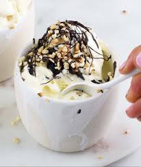 The world's healthiest vanilla ice cream (vegan, gluten free, sugar free, low fat, low calorie)foodie fiasco. Sugar Free Low Carb Ice Cream Keto Sugar Free Londoner