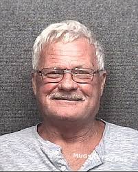 Elmer Taulbee's Instagram, Twitter & Facebook